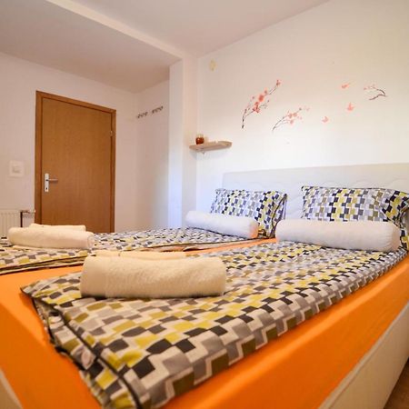 Blacksmith Apartment + Free Private Parking SJJ Eksteriør bilde