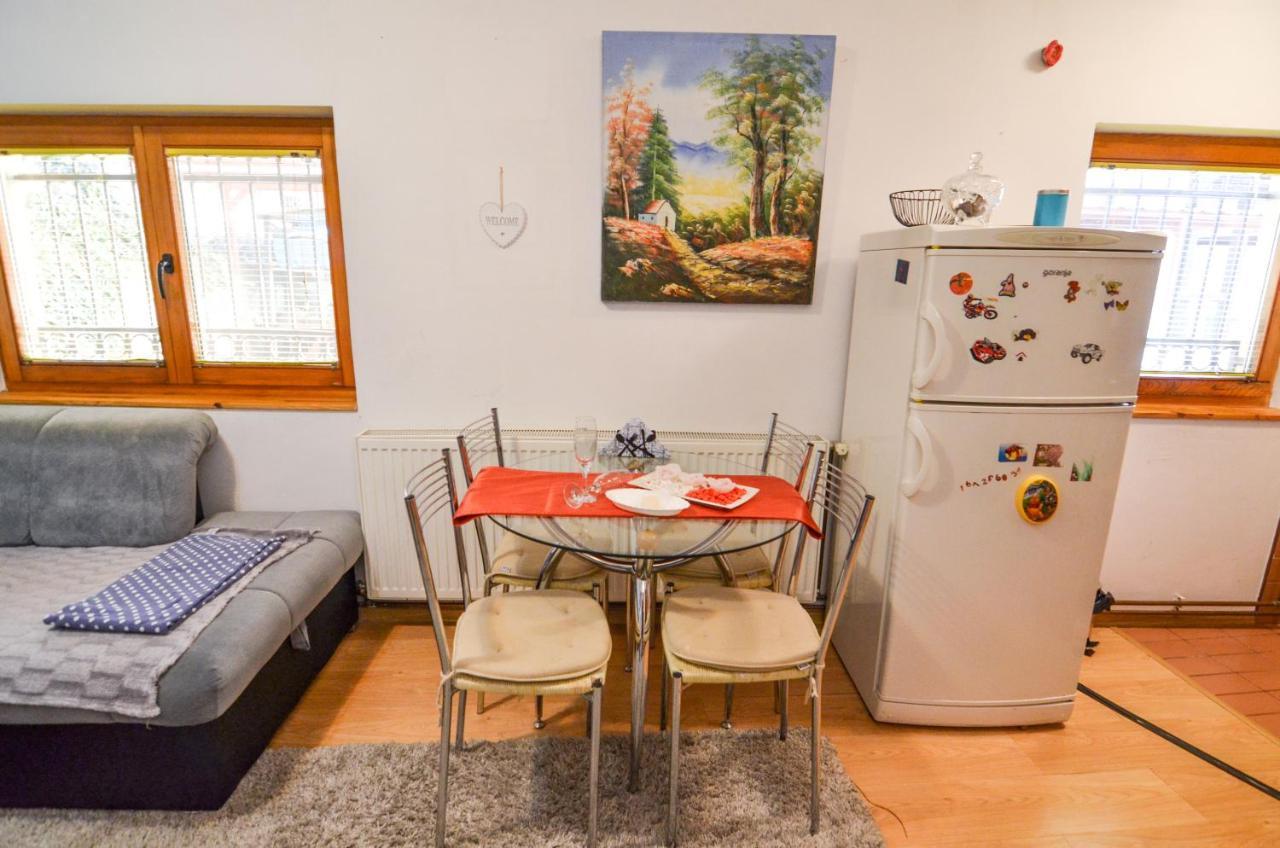 Blacksmith Apartment + Free Private Parking SJJ Eksteriør bilde