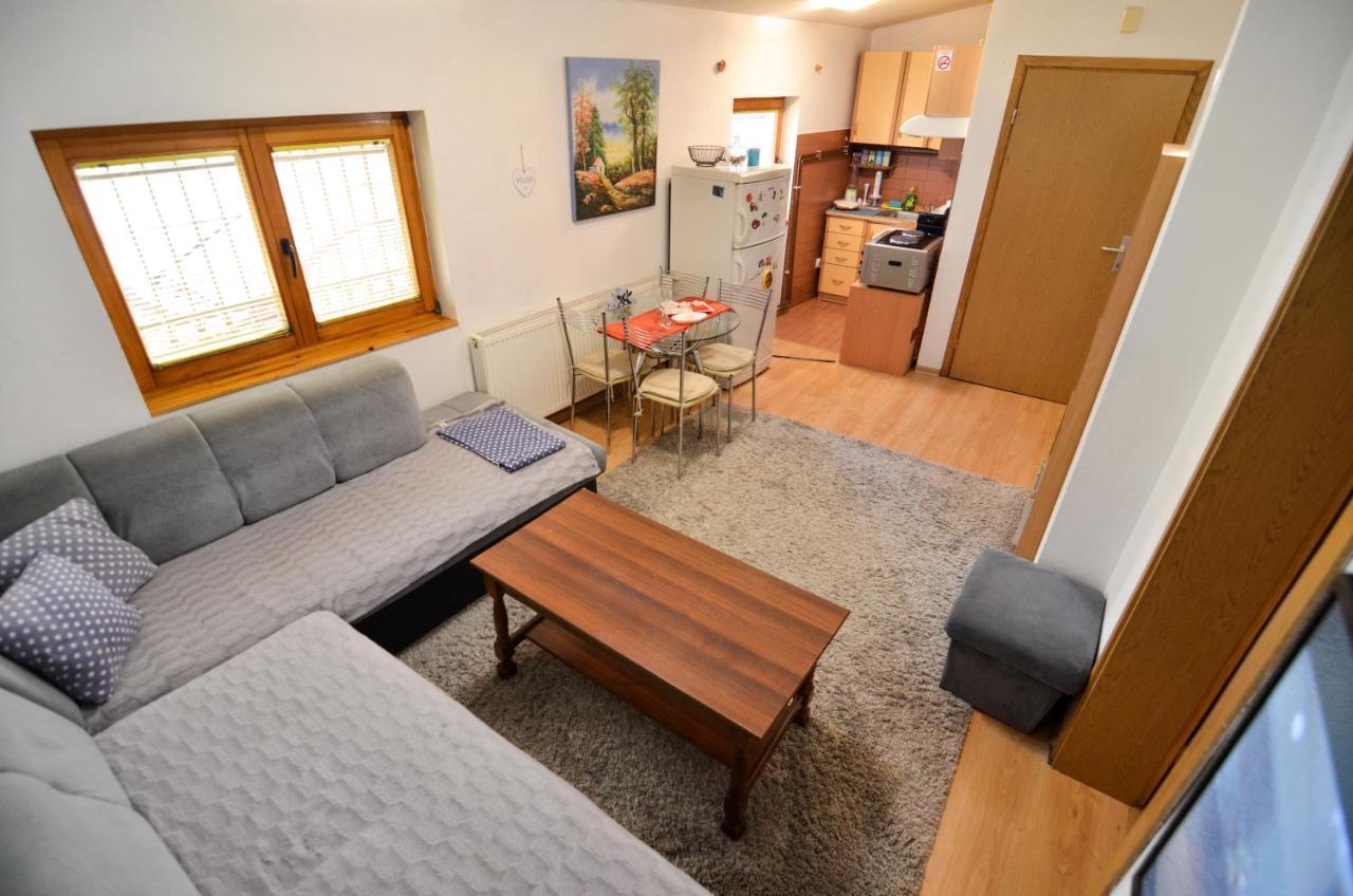 Blacksmith Apartment + Free Private Parking SJJ Eksteriør bilde
